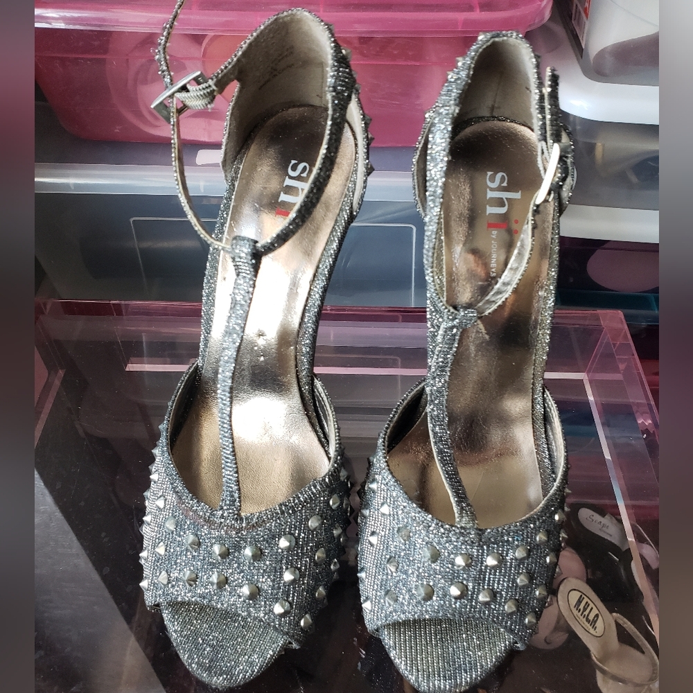 Shiekh Women's Silver Studded Heels